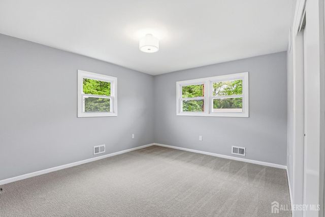 18 muth Street, South Amboy, NJ 08879