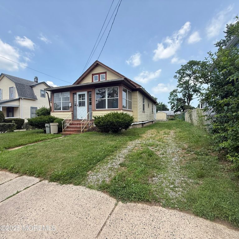 44 W Sunset Avenue, Red Bank, NJ 07701