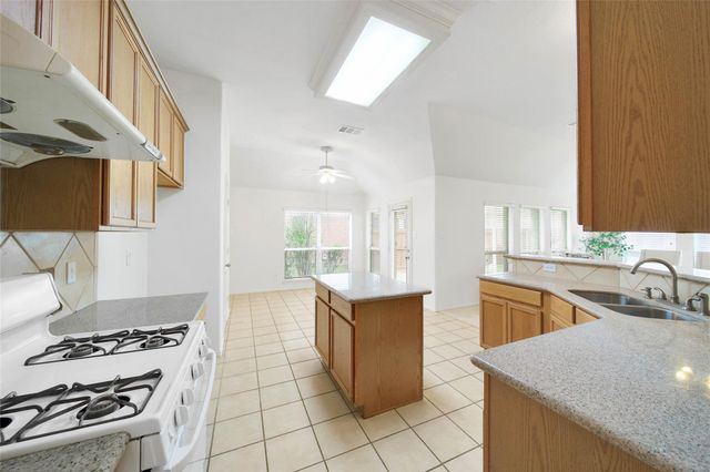 21406 Hannover Pines Drive, Spring, TX 77388