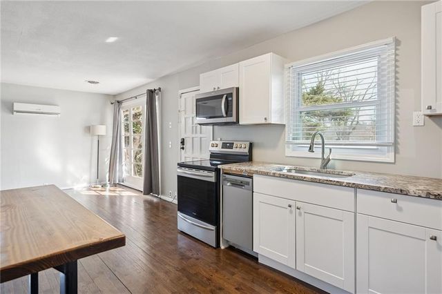 408 W Murray Road, Liberty, MO 64068