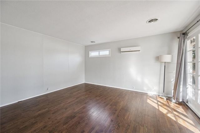 408 W Murray Road, Liberty, MO 64068