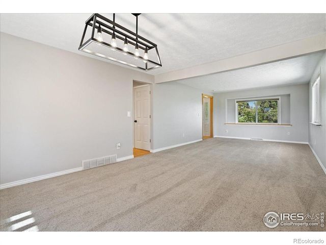 2548 Horseshoe Circle, Longmont, CO 80504