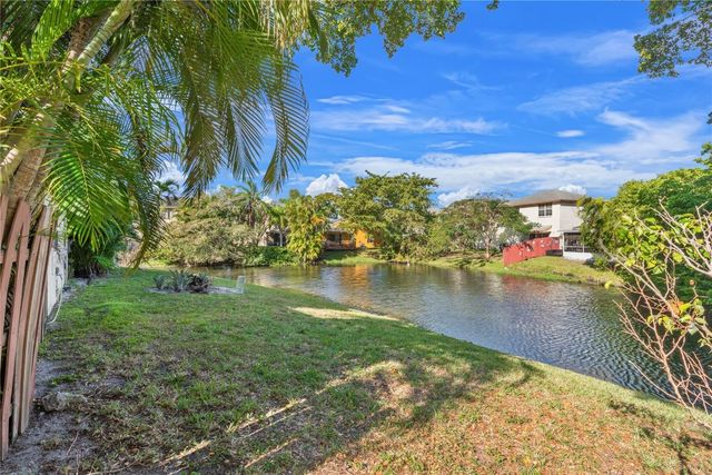 5822 Swordfish Court A, Tamarac, FL 33319