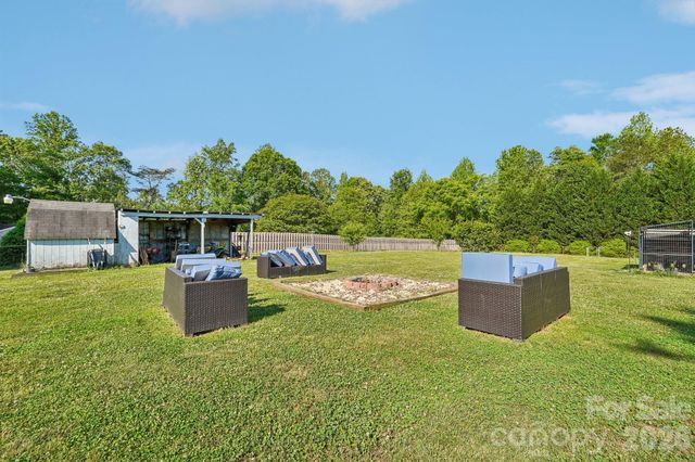 128 Levo Drive, Troutman, NC 28166