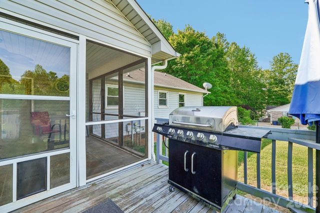 128 Levo Drive, Troutman, NC 28166