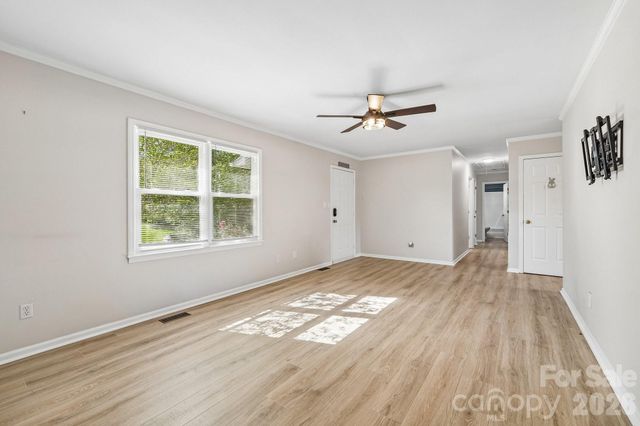 128 Levo Drive, Troutman, NC 28166