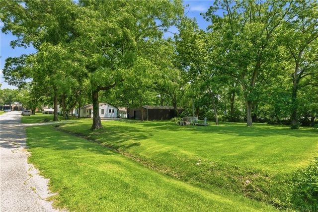 203 S Ohio Street, Archie, MO 64725