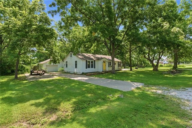 203 S Ohio Street, Archie, MO 64725