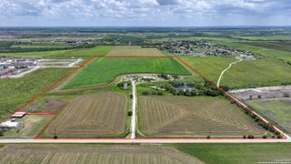 4892 Pfeil Rd, Converse, TX 78109