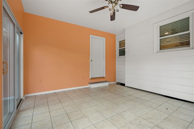 396 South Hills Drive, Battle Creek, MI 49015