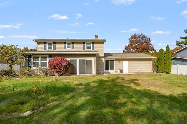 396 South Hills Drive, Battle Creek, MI 49015