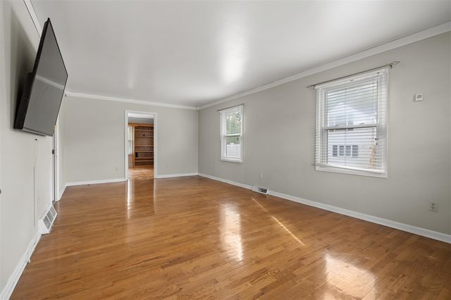 396 South Hills Drive, Battle Creek, MI 49015