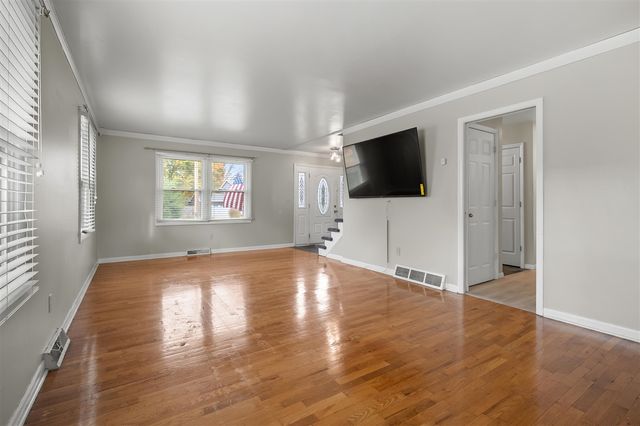 396 South Hills Drive, Battle Creek, MI 49015