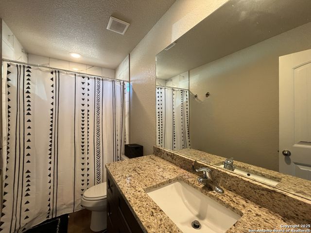 2708 Golf Dr, Spring Branch, TX 78070