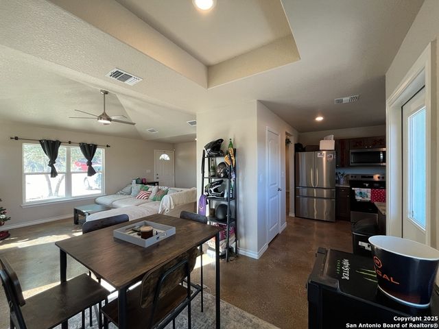 2708 Golf Dr, Spring Branch, TX 78070