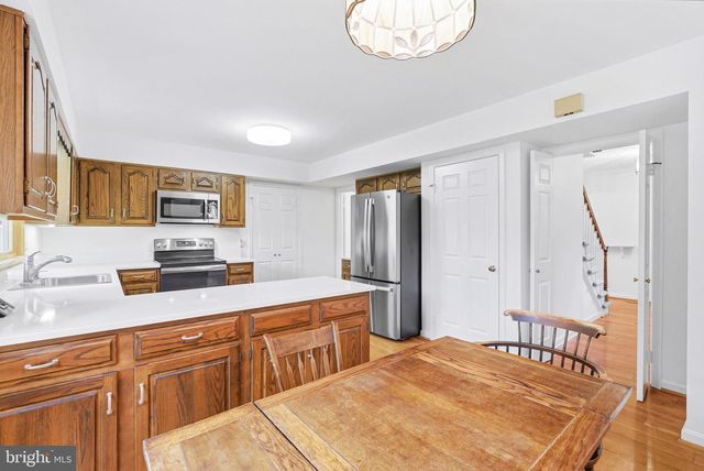 5410 WAYCROSS DR, Alexandria, VA 22310
