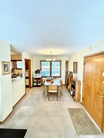 908 S FAIRVIEW RD, Columbia, MO 65203