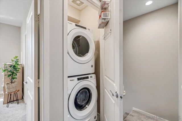 2548 S Escondido Blvd 906, Escondido, CA 92025