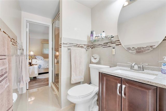 2303 Polk St 108, Hollywood, FL 33020