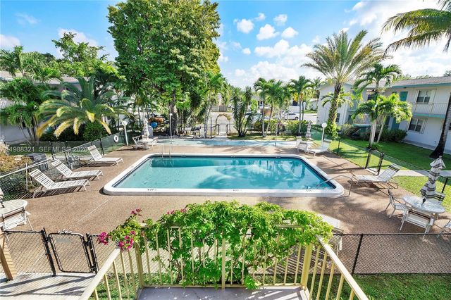 2303 Polk St 108, Hollywood, FL 33020