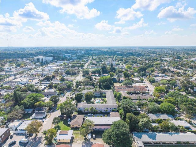 2303 Polk St 108, Hollywood, FL 33020