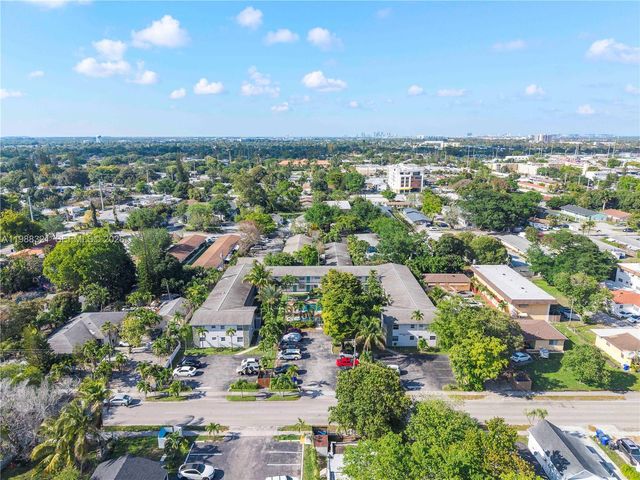 2303 Polk St 108, Hollywood, FL 33020
