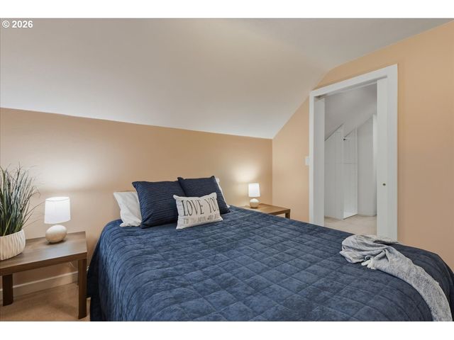 611 E 29TH St, Vancouver, WA 98663