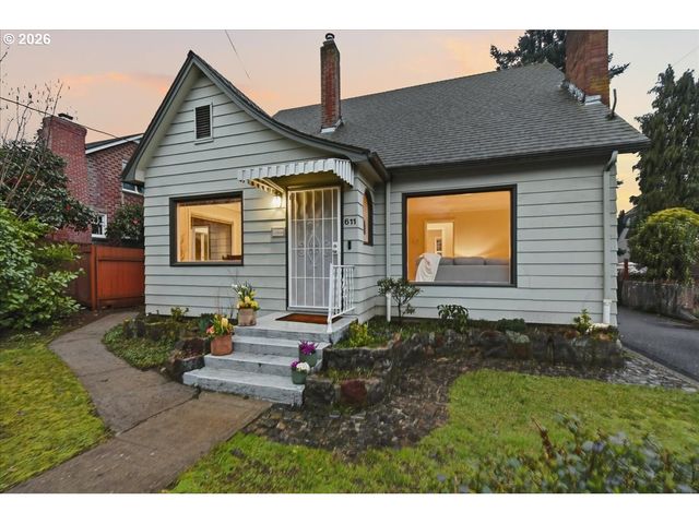 611 E 29TH St, Vancouver, WA 98663