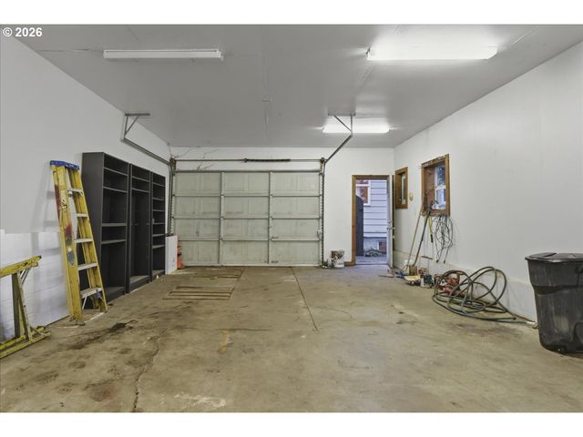 611 E 29TH St, Vancouver, WA 98663