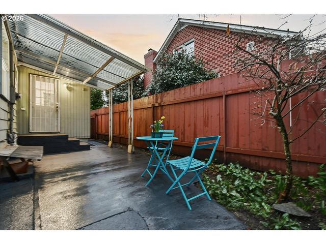 611 E 29TH St, Vancouver, WA 98663