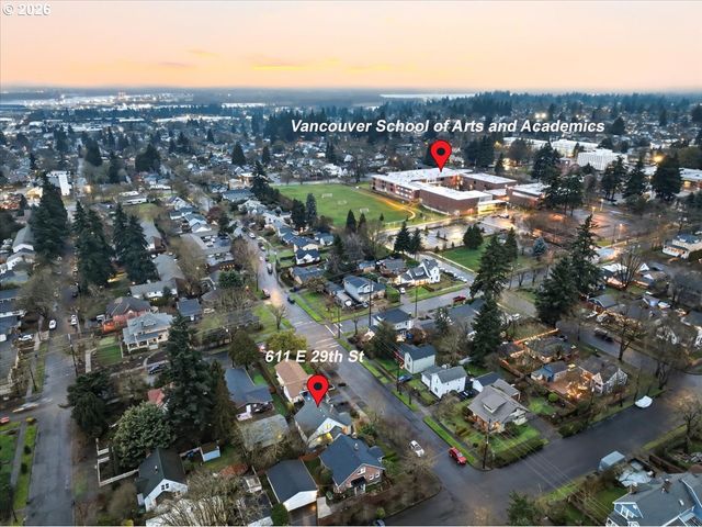 611 E 29TH St, Vancouver, WA 98663