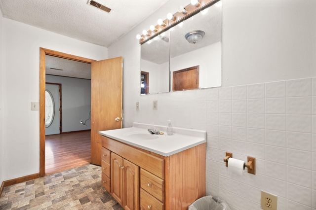 1324 Highway 399, Booneville, KY 41314