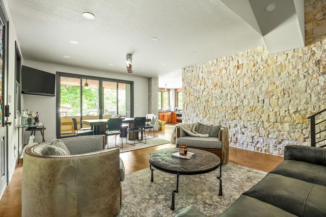 12417 River BND 8, Austin, TX 78732