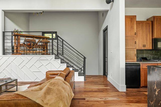 12417 River BND 8, Austin, TX 78732