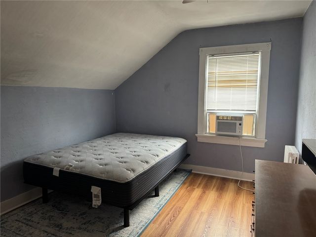 23 Carey Street, Newport, RI 02840