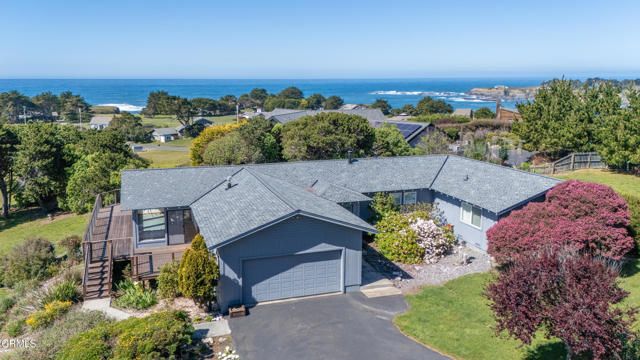 14350 Hanson Circle, Mendocino, CA 95460
