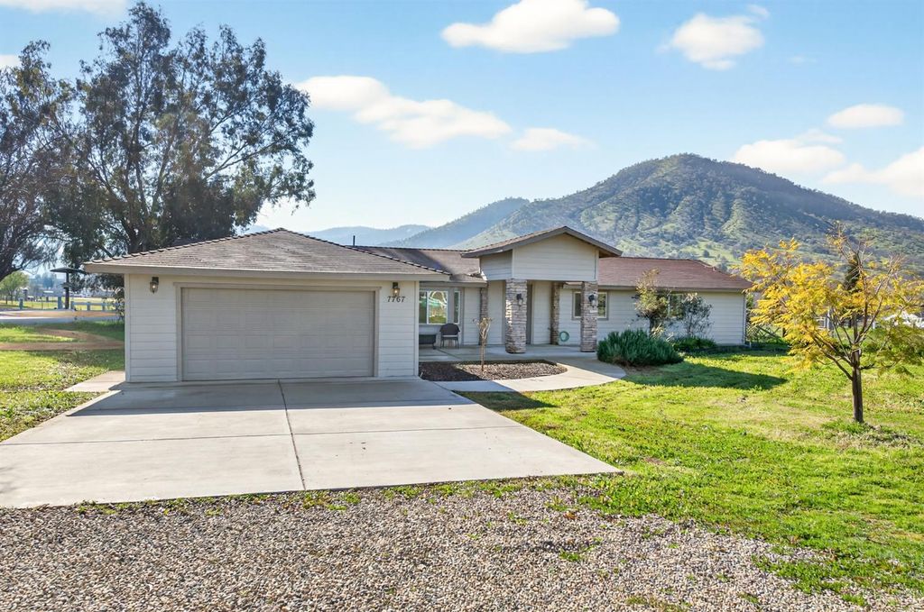 Image 1 of property listing at 7767 Buckhorn Drive, Sanger, CA 93657