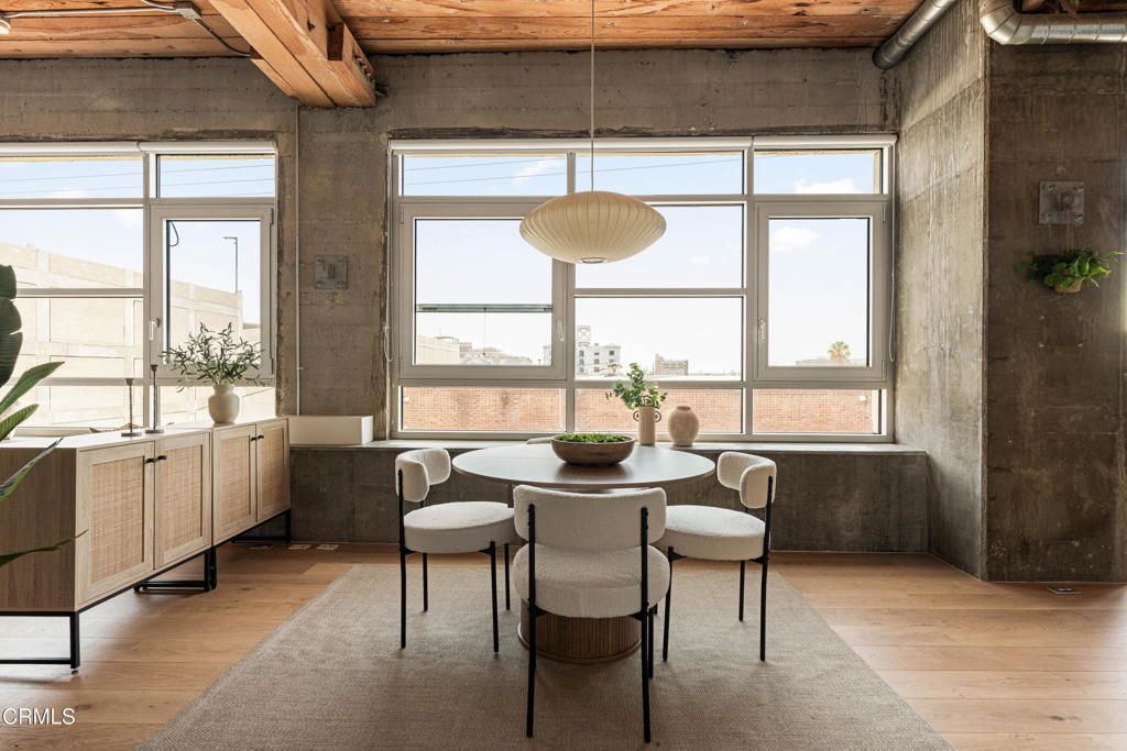 Image 13 of property listing at 530 S Hewitt Street 455, Los Angeles, CA 90013