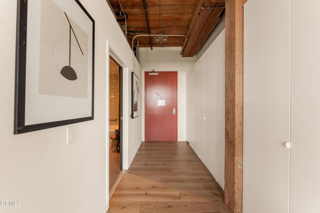 Image 3 of property listing at 530 S Hewitt Street 455, Los Angeles, CA 90013