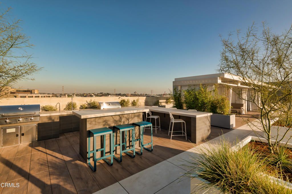 Image 40 of property listing at 530 S Hewitt Street 455, Los Angeles, CA 90013