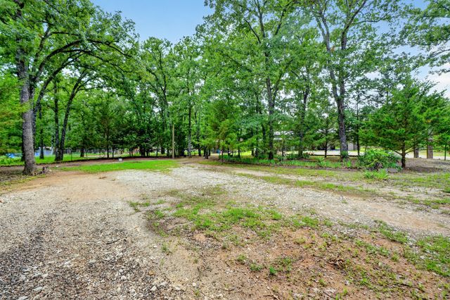 1425 Raintree Road, West Tawakoni, TX 75474