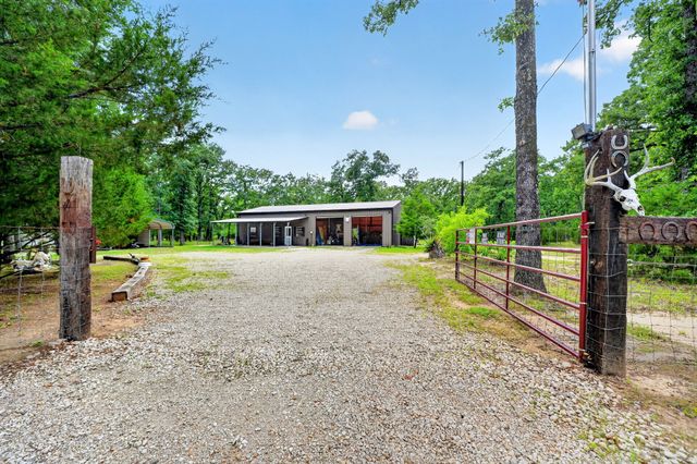 1425 Raintree Road, West Tawakoni, TX 75474