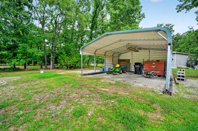 1425 Raintree Road, West Tawakoni, TX 75474