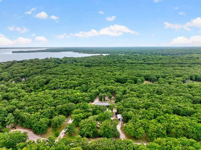 1425 Raintree Road, West Tawakoni, TX 75474