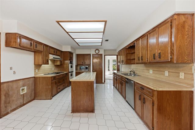 11202 Sierra Blanca ST, Austin, TX 78726