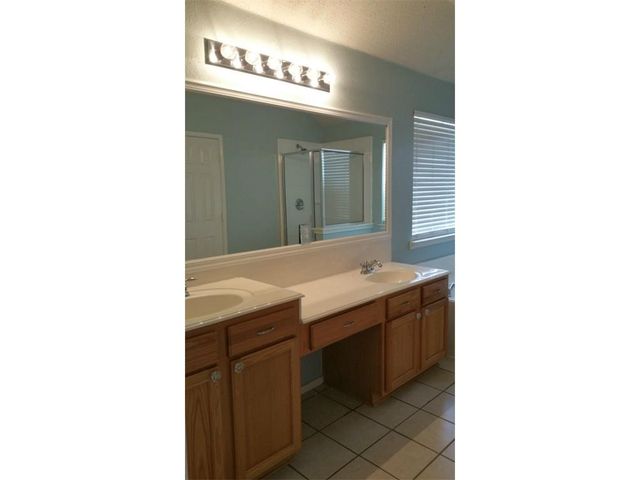 9840 Hedge Bell Drive, Mckinney, TX 75072