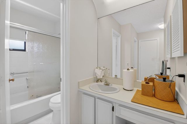 4335 Pear Tree Circle A, Boynton Beach, FL 33436