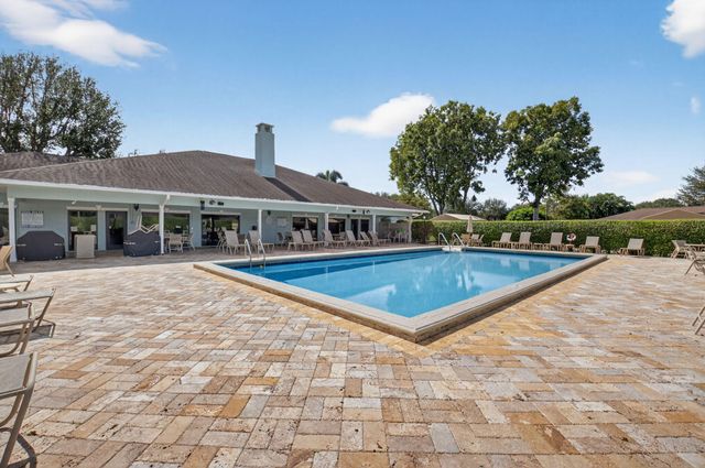 4335 Pear Tree Circle A, Boynton Beach, FL 33436