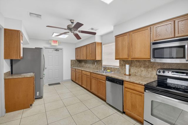 4335 Pear Tree Circle A, Boynton Beach, FL 33436
