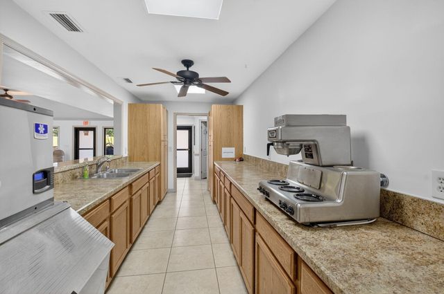 4335 Pear Tree Circle A, Boynton Beach, FL 33436